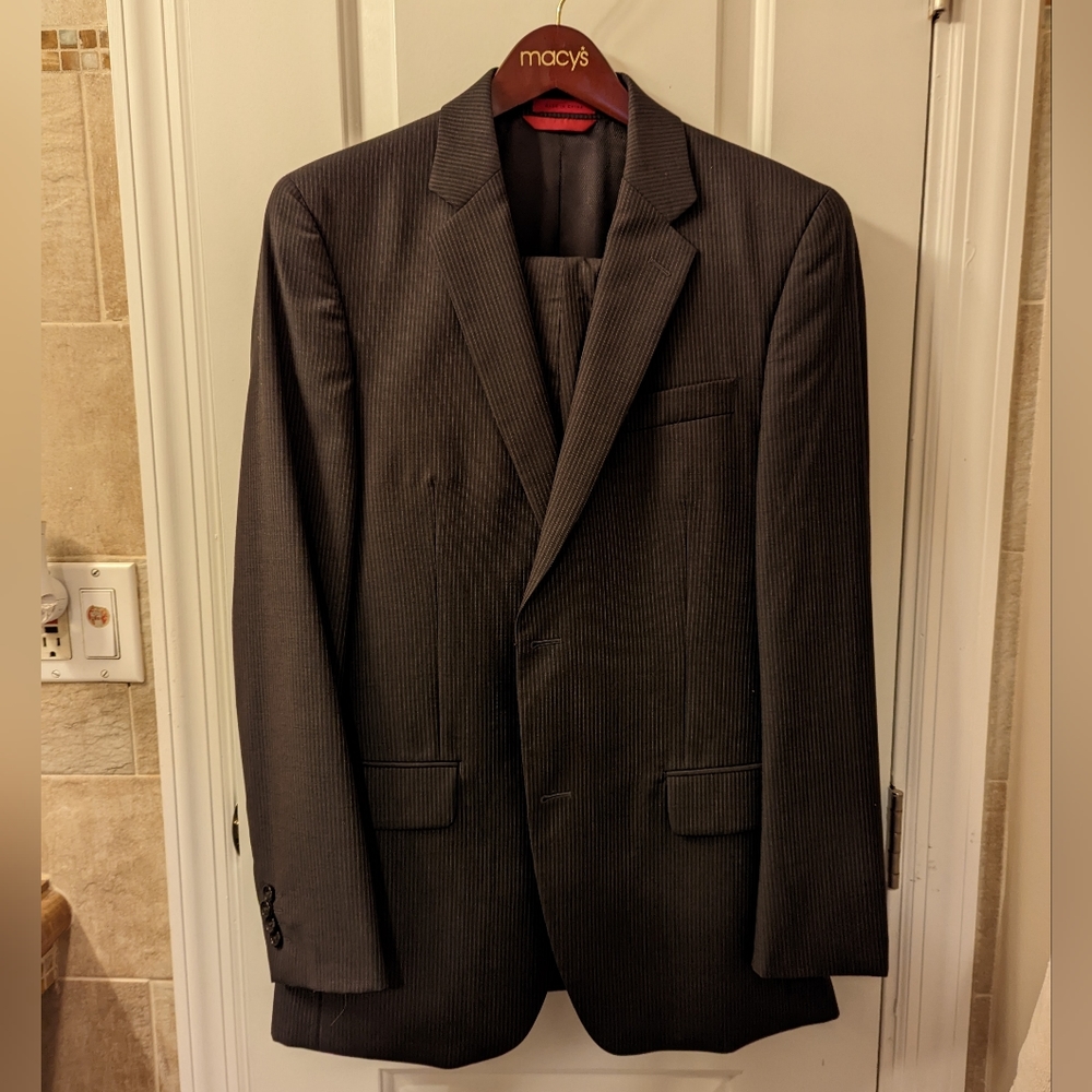 Alfani men's 2 piece suit
